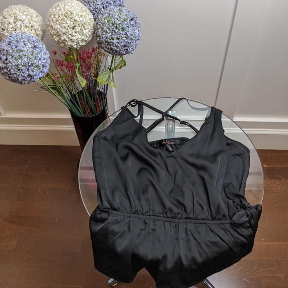 Blouse - Picture 8 of 8